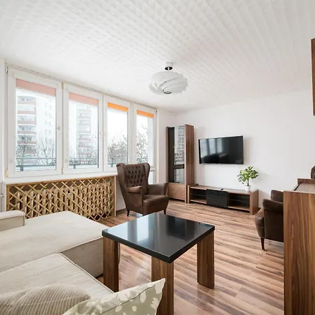 Metro Kondratowicza Homely By Bookinghost * Warsaw