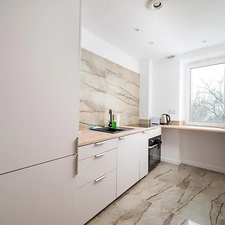 Metro Kondratowicza Homely By Bookinghost Apartmán Varšava