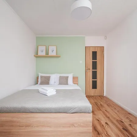 Metro Kondratowicza Homely By Bookinghost * Warszawa