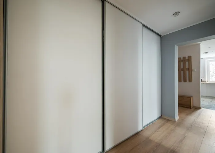 Metro Kondratowicza Homely By Bookinghost Apartament