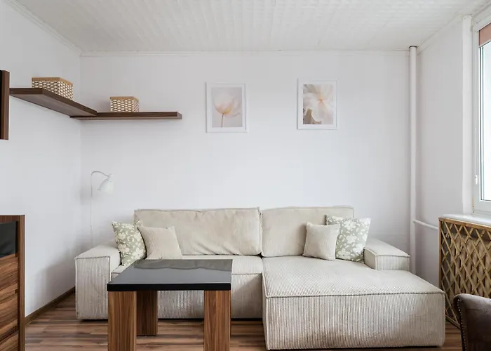 Metro Kondratowicza Homely By Bookinghost * Warszawa