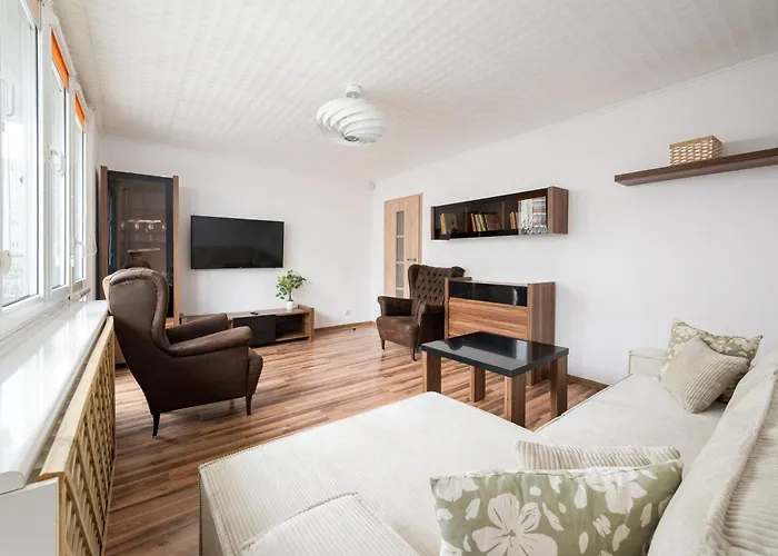 Metro Kondratowicza Homely By Bookinghost Warszawa