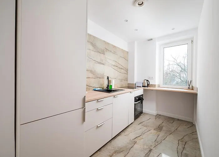 Metro Kondratowicza Homely By Bookinghost Apartament Warszawa